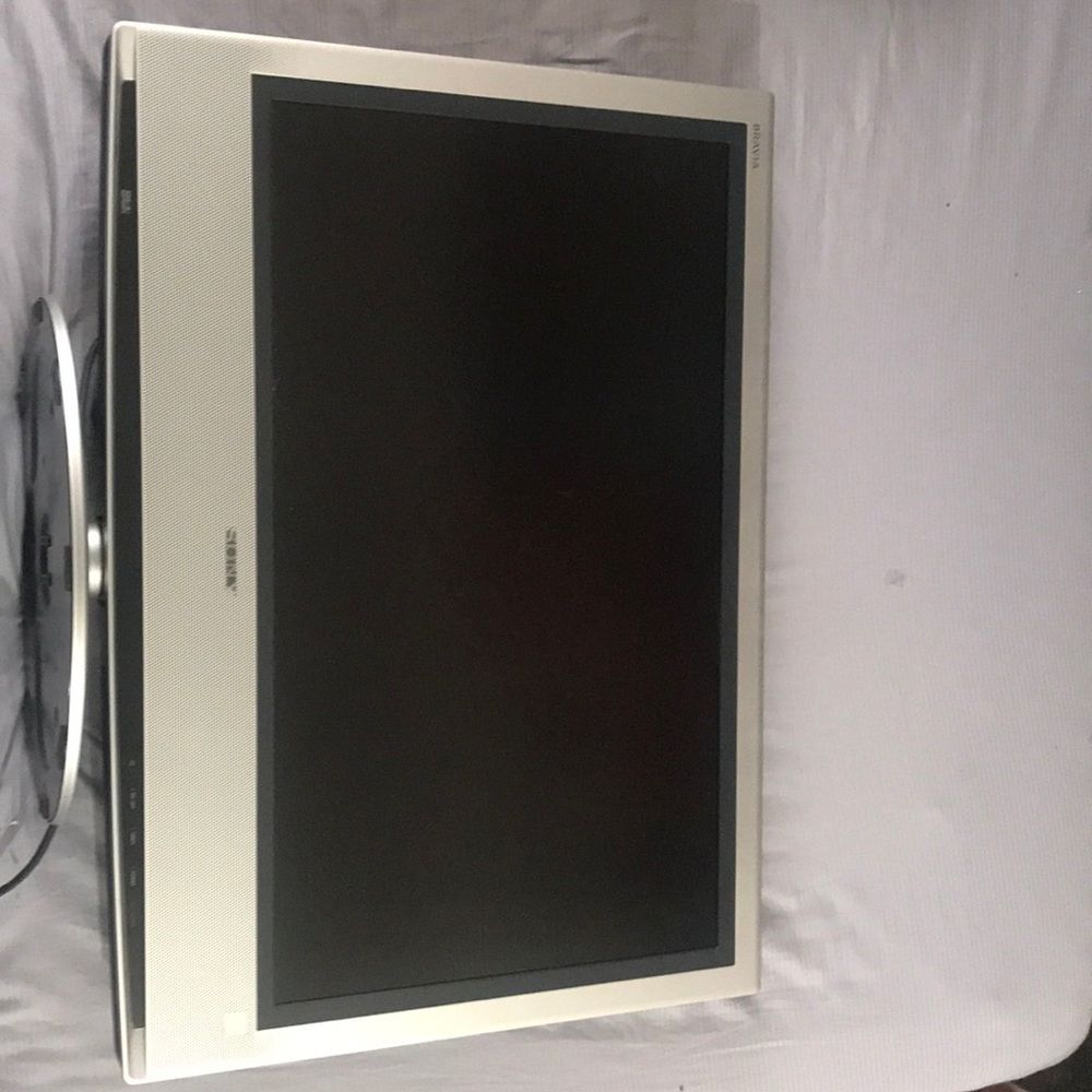Old Bravia Sony tv